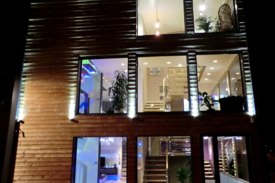 escalier design-bois-sans-garde-corps