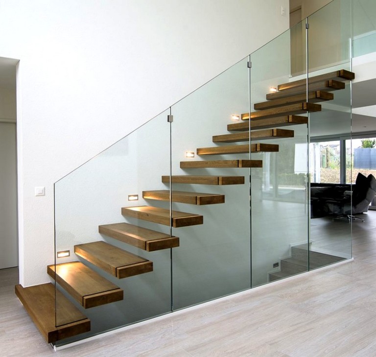 escalier marches suspendues en bois sur-mesure