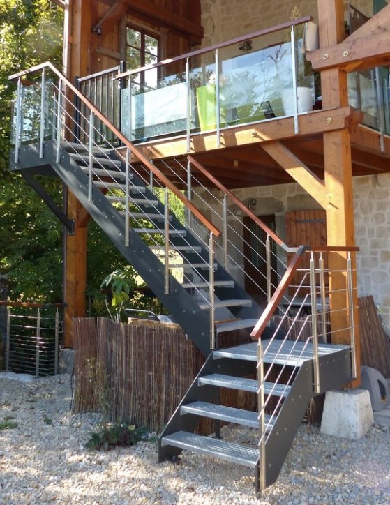 escalier extérieur bois metal design sur mesure