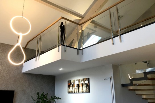escalier design-bois-sans-garde-corps