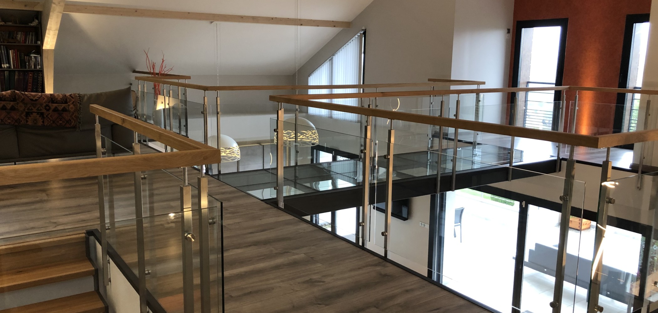 garde-corps intérieur pour mezzanine bois et verre